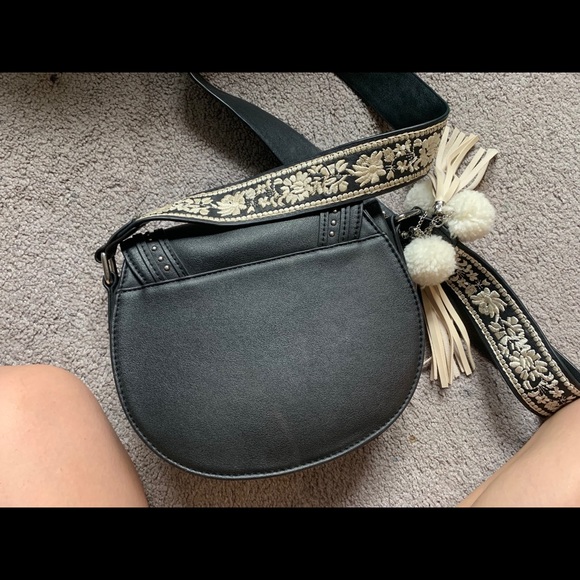 Crossbody purse - Picture 3 of 3